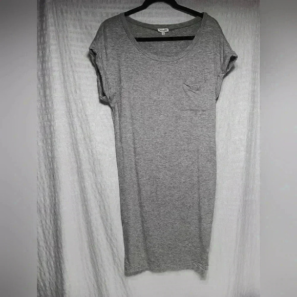 Splendid T  Shirt Mini Dress . Ladies size M - Picture 1 of 6